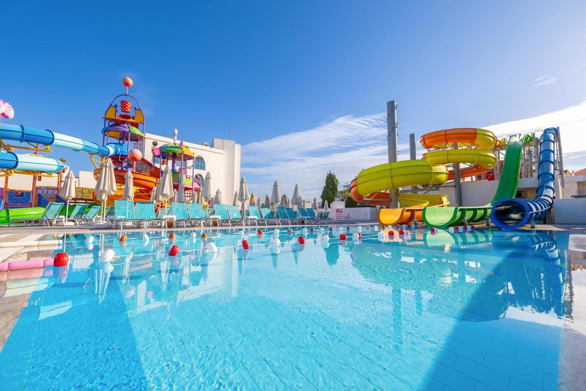 Infinity By Yelken Aquapark&Resorts Kusadasi Kusadası Exterior foto